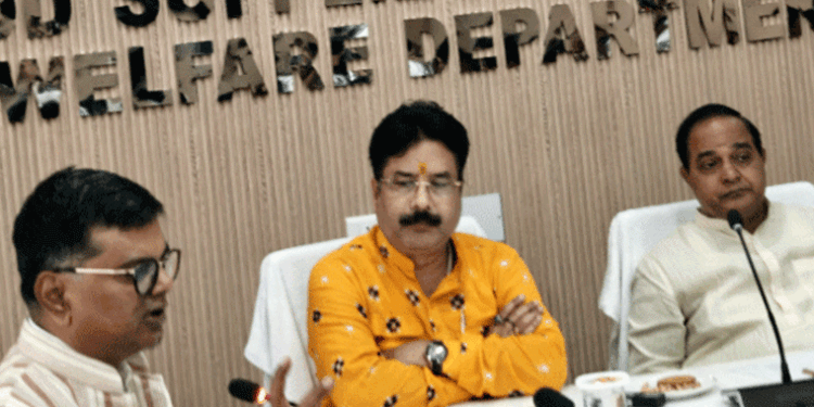 ସହରାଞ୍ଚଳରେ ପିଏନଜି ବାଧ୍ୟତାମୂଳକ : ଯୋଗାଣ ମନ୍ତ୍ରୀ
