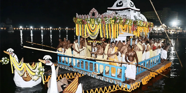 ଚନ୍ଦନ ଯାତ୍ରା ବିଭ୍ରାଟ୍: ଚାପ ଖେଳିପାରିଲେନି ଠାକୁର