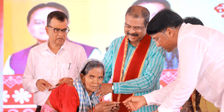 ଦେବଗଡ଼ରେ ୨୮୦ କୋଟିର ବିଭିନ୍ନ ପ୍ରକଳ୍ପର ଲୋକାର୍ପଣ ଓ ଶିଳାନ୍ୟାସ
