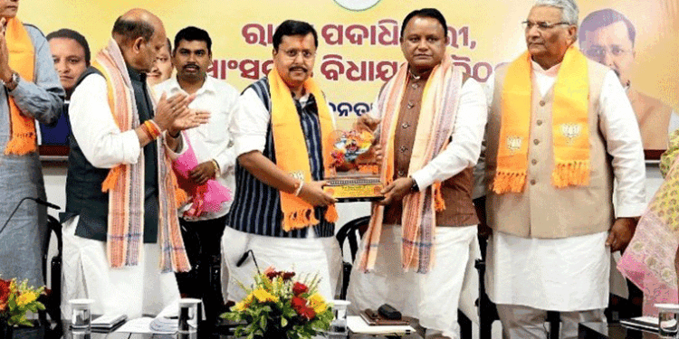 କର୍ମକର୍ତ୍ତାଙ୍କୁ ନୀତିନ ନବୀନଙ୍କ ୫ ଗୁରୁମନ୍ତ୍ର: ସଂଗଠନ ସୁଦୃଢ଼ ସହ ‘ବିକଶିତ ଓଡ଼ିଶା’ ଗଠନ ମୂଳ ଲକ୍ଷ୍ୟ