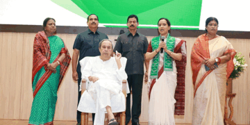 ବିଜେଡିରେ ଯୋଗ ଦେଲେ ସୁଜାତା ରାଉତ କାର୍ତ୍ତିକେୟନ