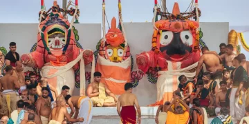 ଦିନକ ପରେ ମହାପ୍ରଭୁଙ୍କ ସ୍ନାନଯାତ୍ରା; ପୁରୀ ଅଭିମୁଖେ ଶ୍ରଦ୍ଧାଳୁ