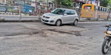 ପୂର୍ତ୍ତବିଭାଗ ର ବିପର୍ଯ୍ୟାସ୍ତ ରାସ୍ତା ଘାଟ : ଆର୍ଥିକ ଅନୁଦାନକୁ ଅପେକ୍ଷା !