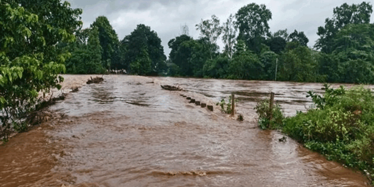 କେନ୍ଦୁଝରରେ ବର୍ଷାର ତାଣ୍ଡବ ; ସମାକୋଇ ନଦୀରେ ବନ୍ୟା ସ୍ଥିତି