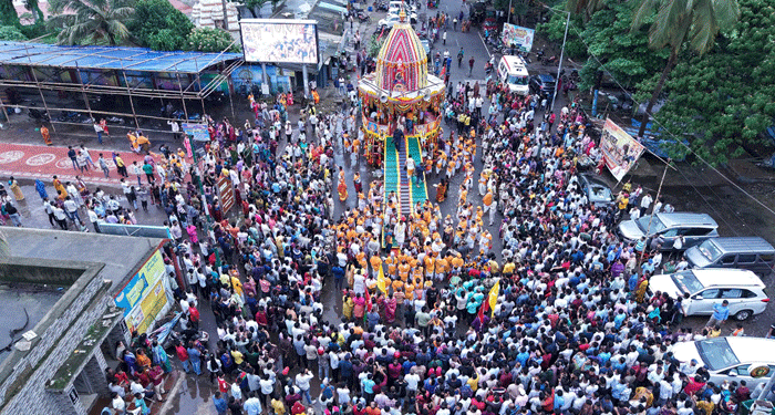 ପାରାଦୀପ ରଥଯାତ୍ରାରେ ଅଘଟଣ, ଦଧିନଉତି ଖସି ଦୁଇ ଜଣ ଗୁରୁତର।