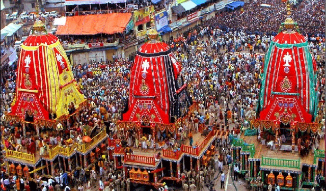 ସରିଲା ରଥଟଣା, ଶରଧାବାଲିରେ ପହଞ୍ଚିଲା ୩ ରଥ