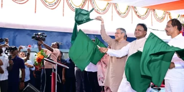 ପୁରୀ-କୋରାପୁଟ-ପୁରୀ ନୂଆ ଟ୍ରେନର ଶୁଭାରମ୍ଭ, ଉତ୍ତର ଓଡ଼ିଶା ପାଇଁ ବି ସ୍ବତନ୍ତ୍ର ଘୋଷଣା କଲେ ରେଳମନ୍ତ୍ରୀ